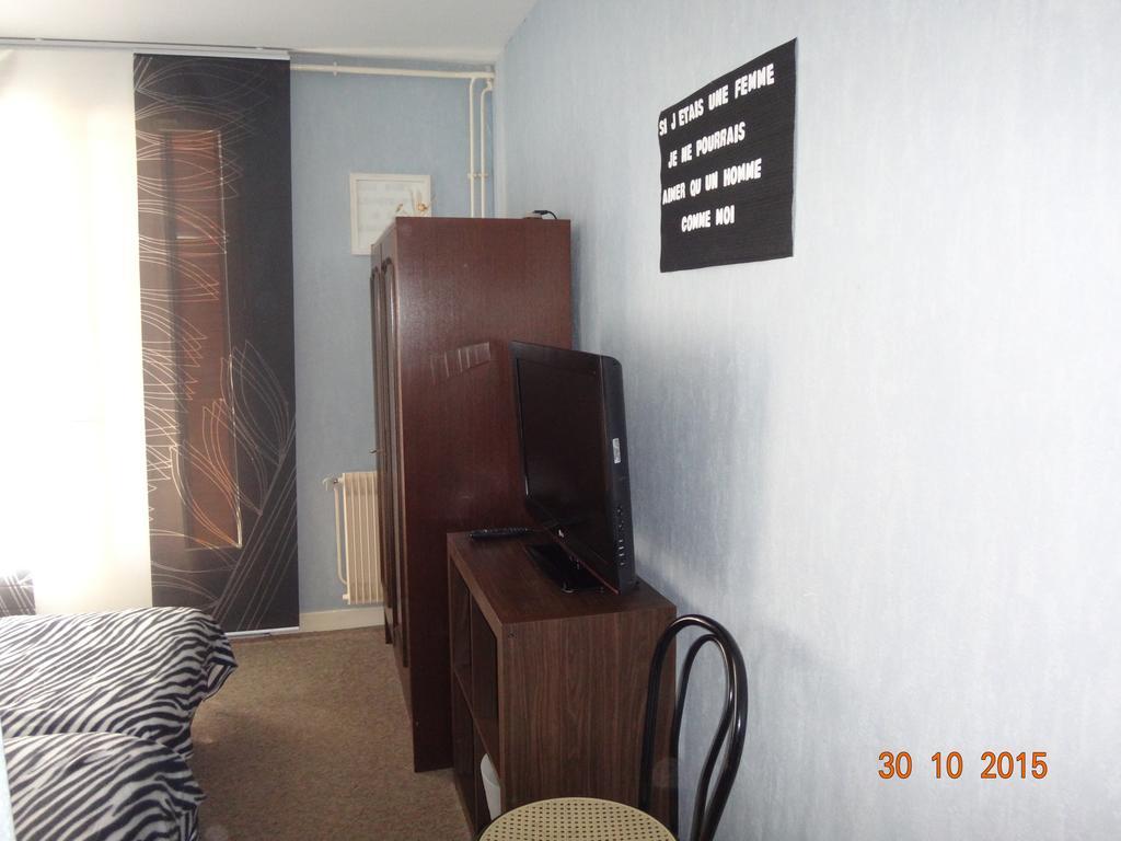Hotel Bon Accueil Oyonnax Cameră foto
